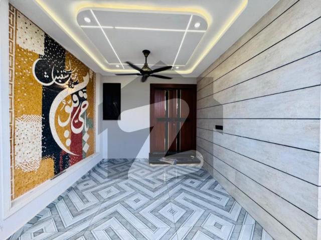Ultra modern design 5 marla brand new house available for sale at reasonable price in citi housing gujranwala citi housing society