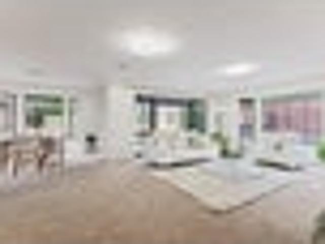 Ultra Spacious Brick & Tile Sanctuary