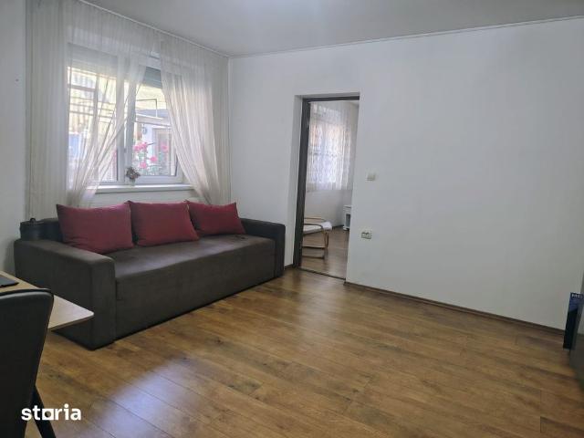 Ultracentral, 2 camere Oradea, 320 E/luna, neg. Comision 50%