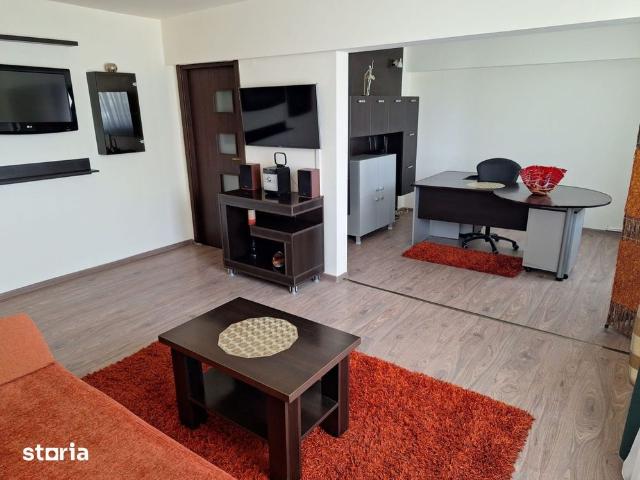 Ultracentral/ 4 camere /locuinta si birou/ parcare privata