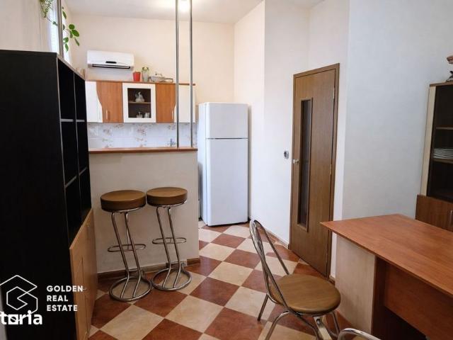 ULTRACENTRAL: Apartament o camera, mobilat si utilat