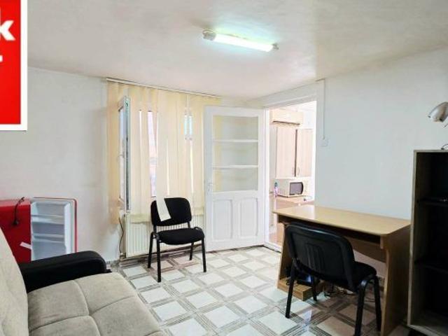 Ultracentral garsoniera de inchiriat langa UMF UAIC BIM