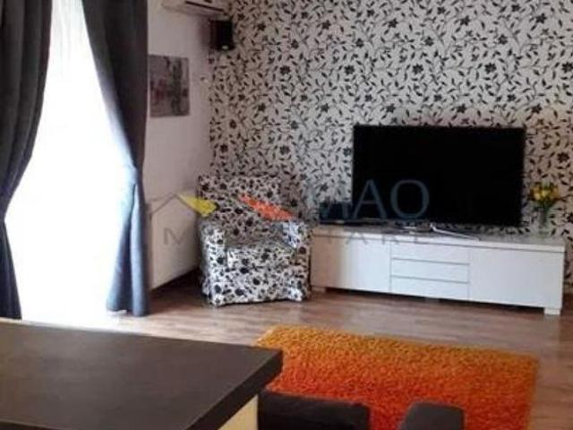 Ultracentral Inchiriere apartament 4 camere Piata Trandafirilor
