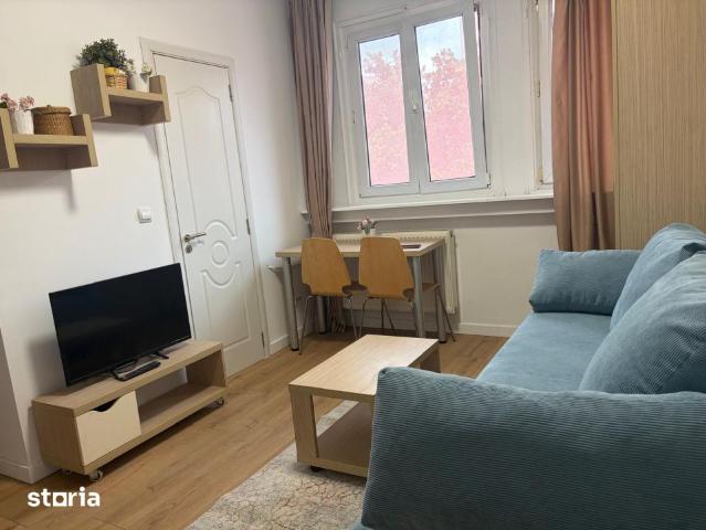 Ultracentral Magheru/Piata Romana, garsoniera renovata, mobilata si ut