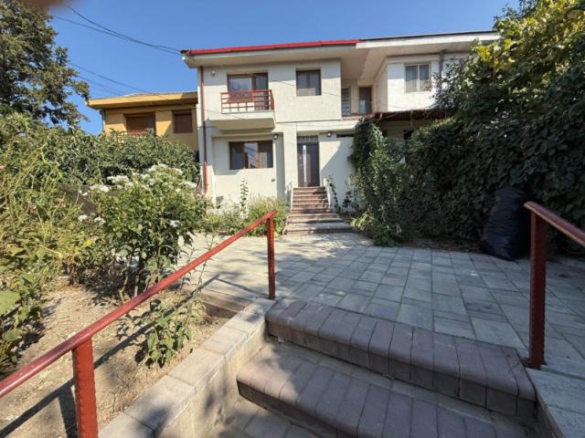 Ultracentral vila P+1, renovata, totul nou, ideala pentru locuit/ birouri
