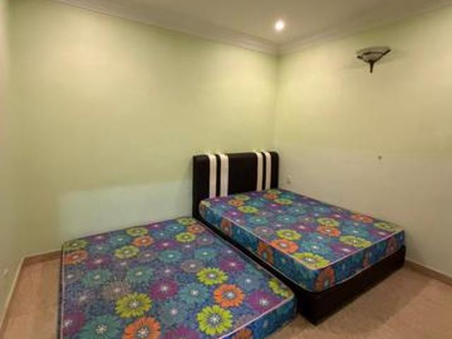 UluTiramCorner Double Storey 3B3B Rent With Fully Furnish