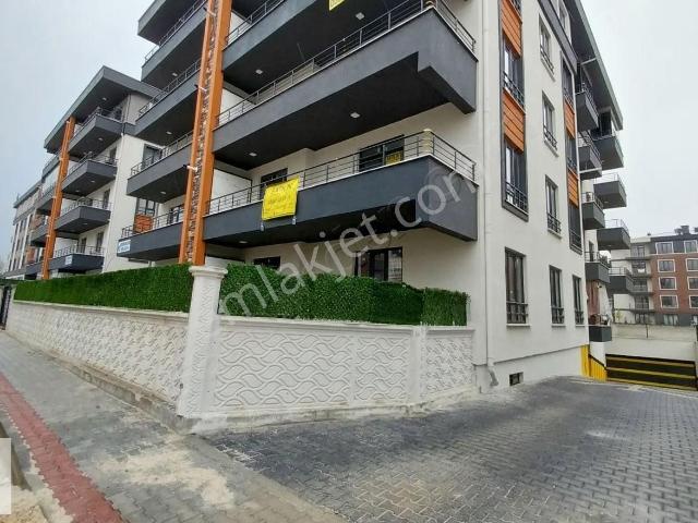 Uluğbey Mah.satılık Ara Kat 3+1 Güney Cepheli Daire