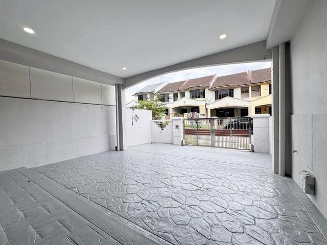 Ulu Tiram Dato Chellam 2 Storey Full Loan Fully Extended Renovated