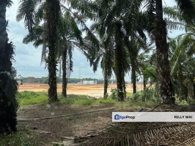 ULU TIRAM NEW VILLAGE