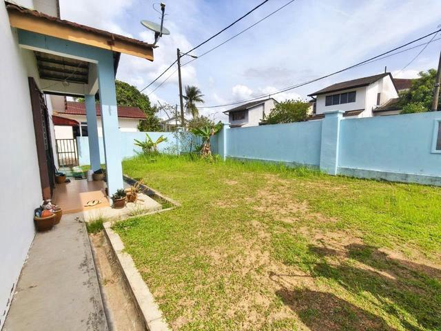 ULU TIRAM Single Storey Corner Lot with Extra Land PRICE DROP