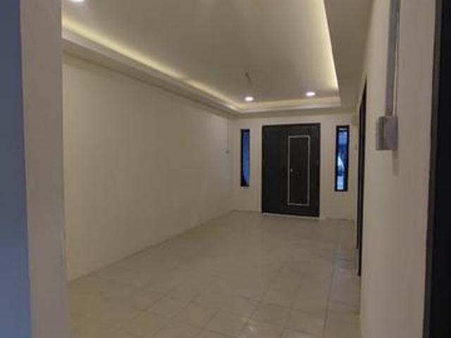 Ulu Tiram single storey low cost 3bedrooms for sale