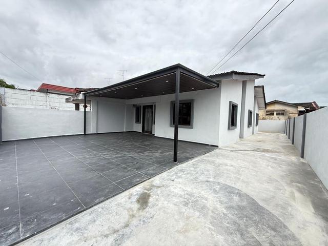 Ulu Tiram Tmn Mutiara Full Renovated Single Storey SemiD For Sale