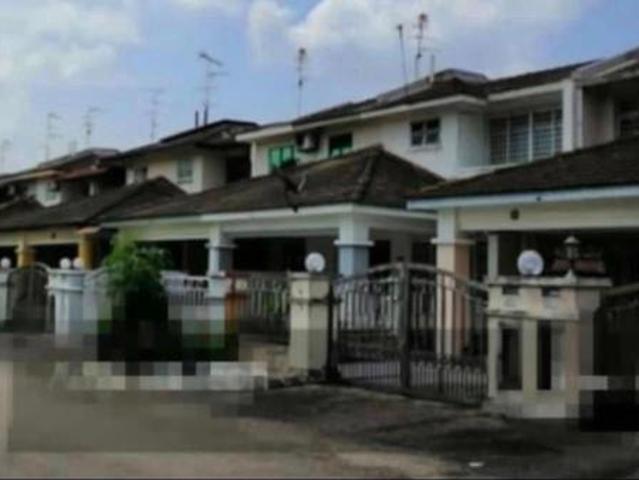Ulu Tiram Taman Gaya Persiaran Pelangi Indah 15 Storey Terrace House