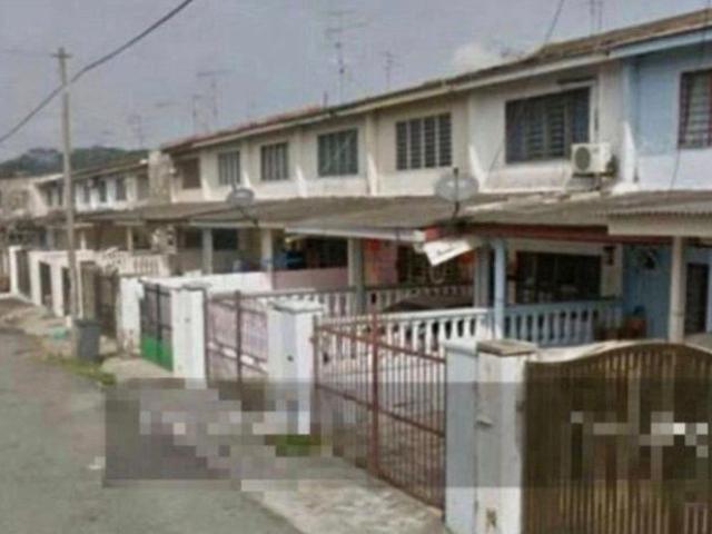 Ulu Tiram Taman Nora Jln Berlian LCost Double Storey Terrace House