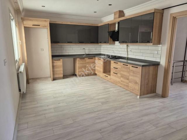 Ulukent 29 Ekim De Krediye Uygun 3+1 195 Metre Dubleks Daire