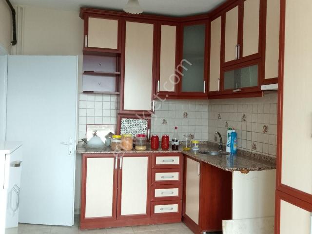 Uluönder Ssk Bloklarında Arakat Kiralık 2+1