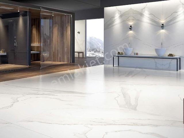 Ulus Rüzgarlı 'da 1000 M2 Geniş Cepheli Kelepir Dükkan