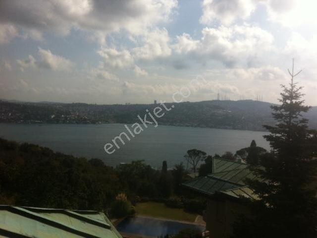 Ulus'ta Muhteşem Konumda Kısmi Manzaralı Villa Etiler