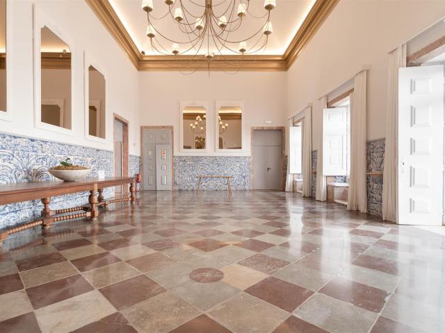 Um palácio do século Xvi para alugar 0m² Castelo