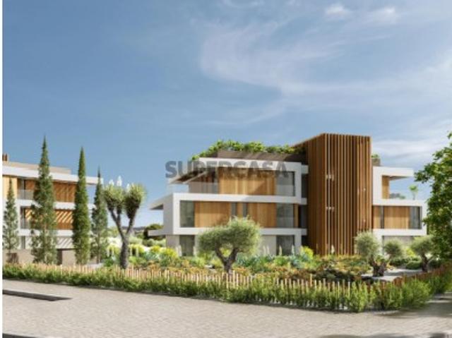 Um Refúgio Exclusivo Entre o Golfe, o Mar e a Marina de Vilamoura