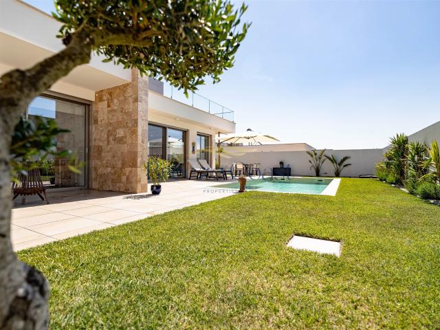 Uma Obra de Referência na Costa de Prata 256m² Foz Do Arelho