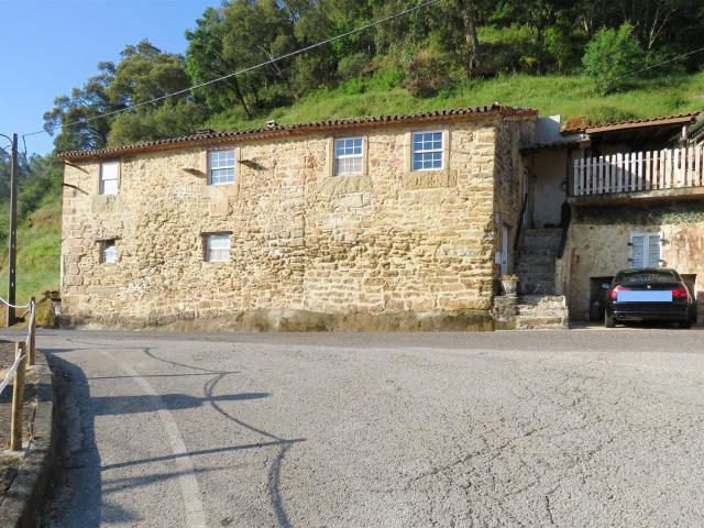 Uma oportunidade de adquirir uma propriedade de pedra de épo. 112m² Miranda Do Corvo