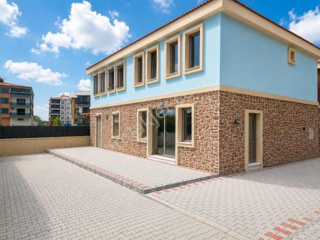 Umas Solutıon'dan Özel Taş Tasarımlı 3+1 Modern Sıfır Villa
