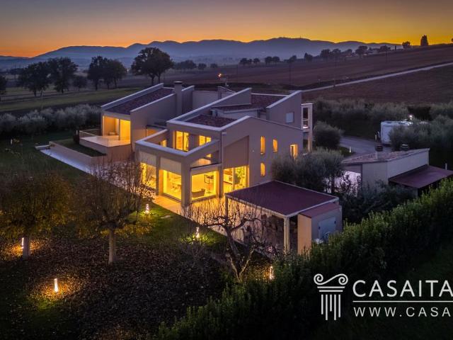Umbrian Sky Villa Oylw 476m² Montefalco