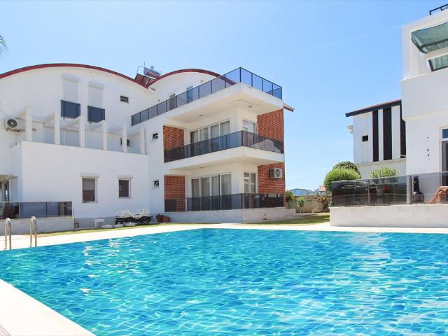 Umeblowany apartament 174 m² blisko pól golfowych w Belek