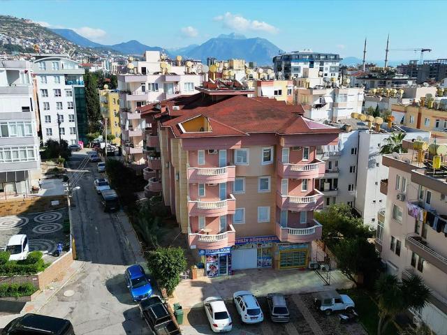 Umeblowany apartament z widokiem na góry i miasto