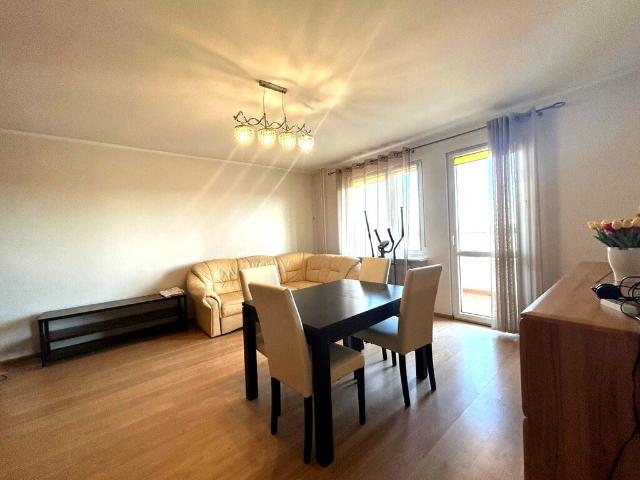 Umeblowane, balkon z widokiem na panoramę miasta Szczecin, Niemierzyn