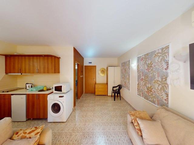 Umeblowane studio z balkonem w Royal Dreams, 34 m²
