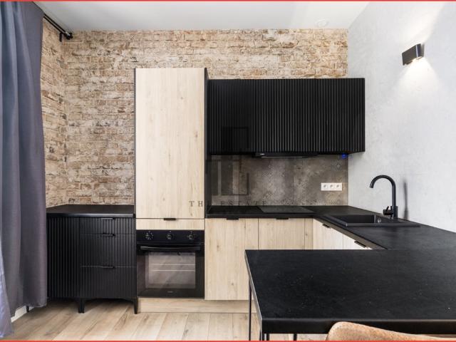 Na sprzedaż umeblowane 28 m² w rewitalizowanej kamienicy