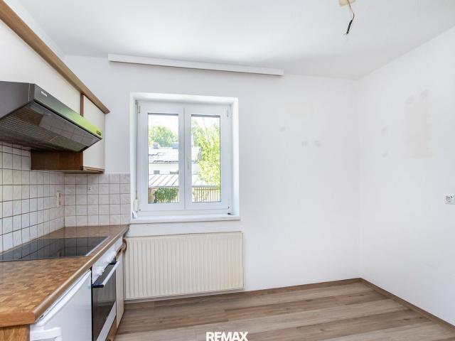 Umfangreich Saniertes Einfamilienhaus mit 4 Garagen in Sonniger Ruhelage von Rettenbach/Bad Ischl