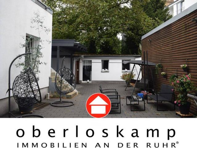 Umfassend modernisiertes Mehrfamilienhaus mit Bungalow im Hinterhof in zentraler Lage vom Mülheim!