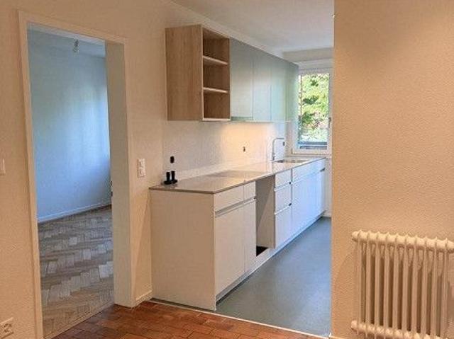 Umfassend sanierte 2.5 Zimmerwohnung mit modernem Ausbaustandard