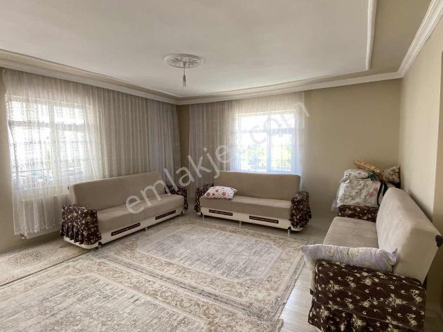 Ümit Emlak|acil!ulukent Yolu Elbüs Arkası 3+1 180m2|ara Kat