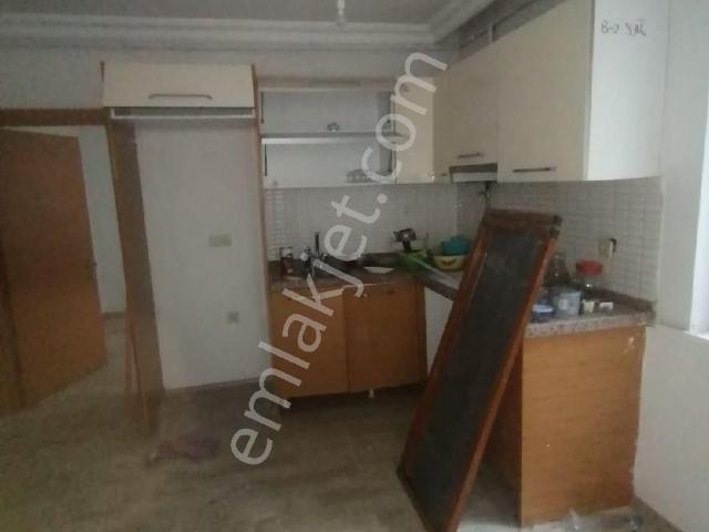 Ümraniye Çakmak 1+1 Yeni Bina Bahce Kat Metro Lar Yürüme Mesafesi Kiralık Daire
