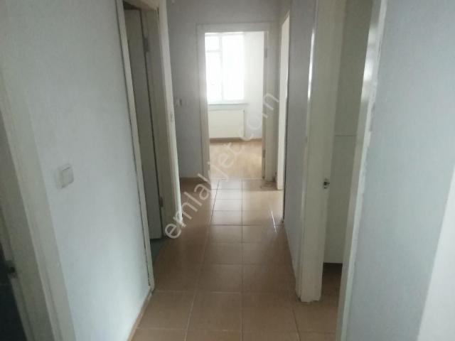 Ümraniye Çakmak Armağanevler Metro Yürüme Mesafeli 3+1 3.kat Kiralık Daire Yabancı Ya Bekara Uygun