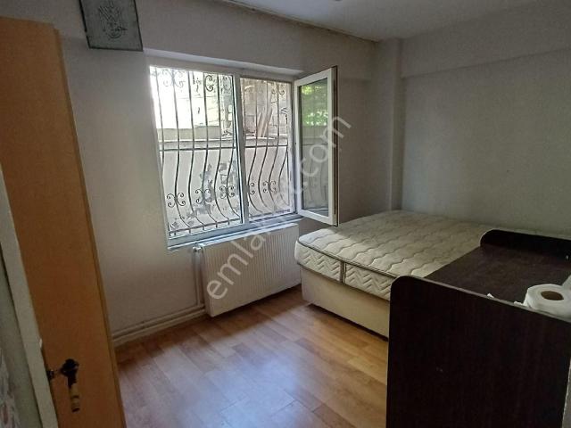 Ümraniye Çamlık İkbal Caddesi 2+1 90 Metre Eşyalı Yabancıya Bekara Öğrenci Ye Uygun
