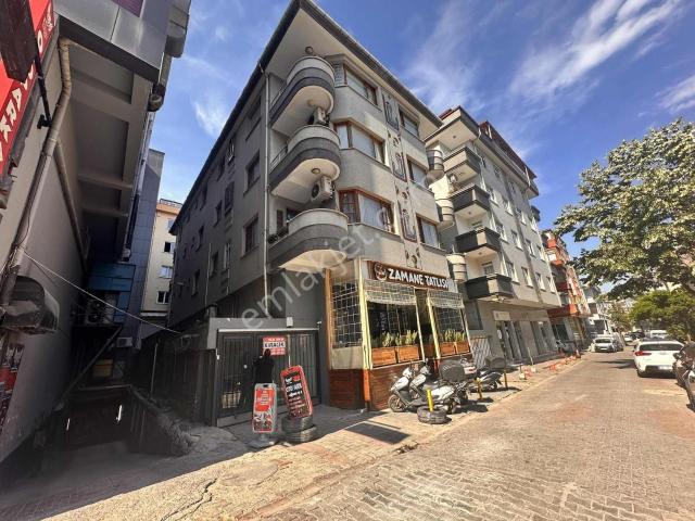Ümraniye Çarşıda 250 M2 Depo/iş Yeri 75.000 Tl