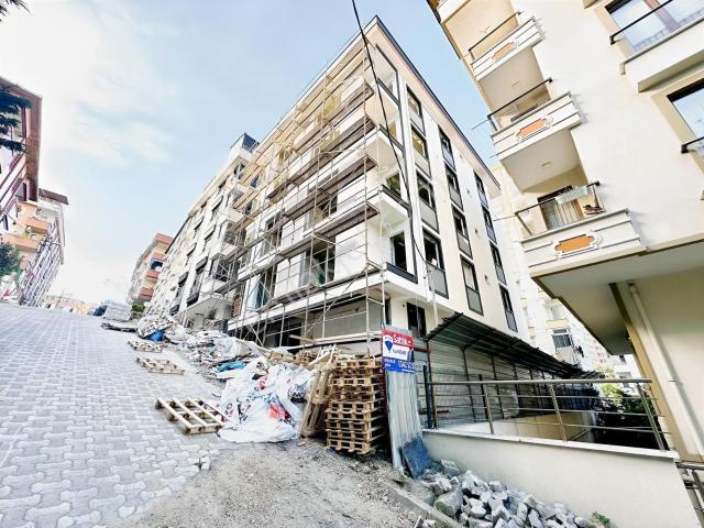 Ümraniye Armağanevler ağustos Sonu Teslim satılık 2+1 Daire