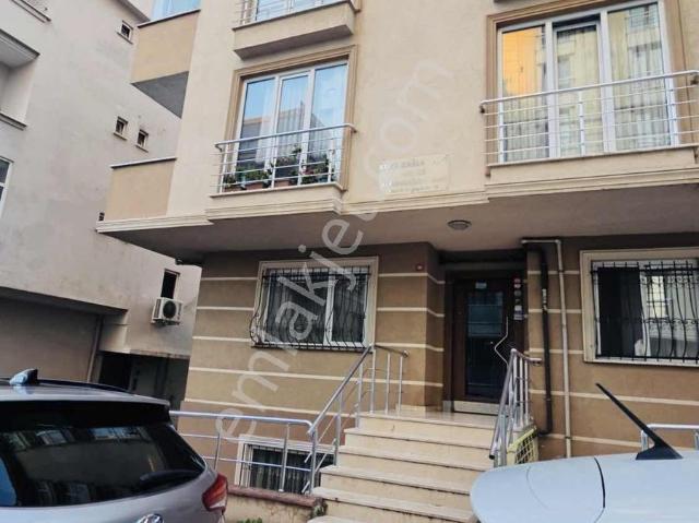 Ümraniye Armağanevler Mah M5 Metroya Yakın 2+1 Kiralık Daire