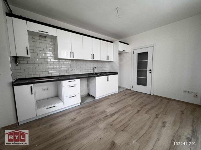 Ümraniye Atatürk mahallesinde kiralık 2+1 daire