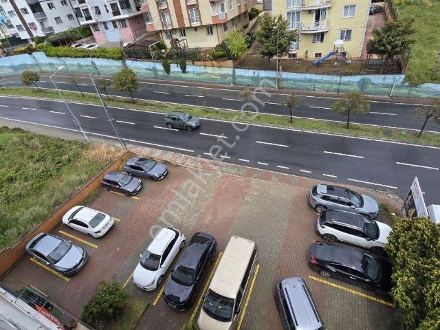 Ümraniye Şerifali Hatboyu Cad Geniş M2 Balkon Satılık 2+1