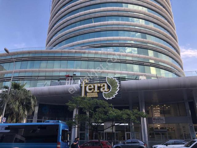 Ümraniye Fera Business Plazada Kiralık Ofis