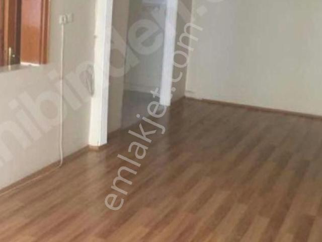 Ümraniye Ihlamurkuyu Mahallesi 3.kat 2+1?