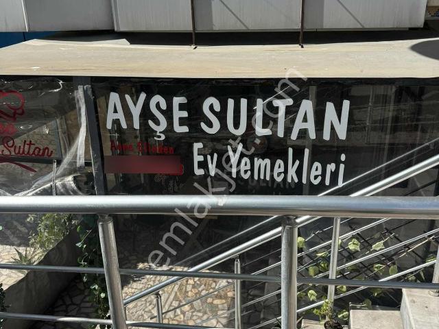Ümraniye Mehmetakif Mah. Caddeye Paralel Fırsat Dükkan