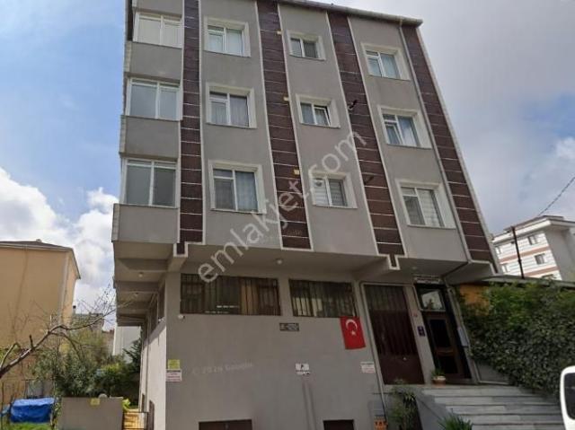 Ümraniye Necip Fazıl Mahallesi'nde Full Eşyalı Balkonlu 2+1