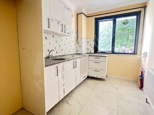 ÜMRANİYE MADENLER MAHALLESİNDE 4+1 SIFIR EN GENİŞ DAİRE